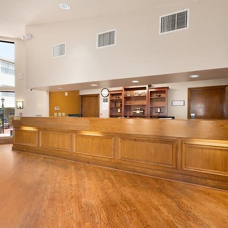 Ramada Huntsville Extérieur photo