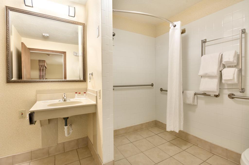 Ramada Huntsville Chambre photo
