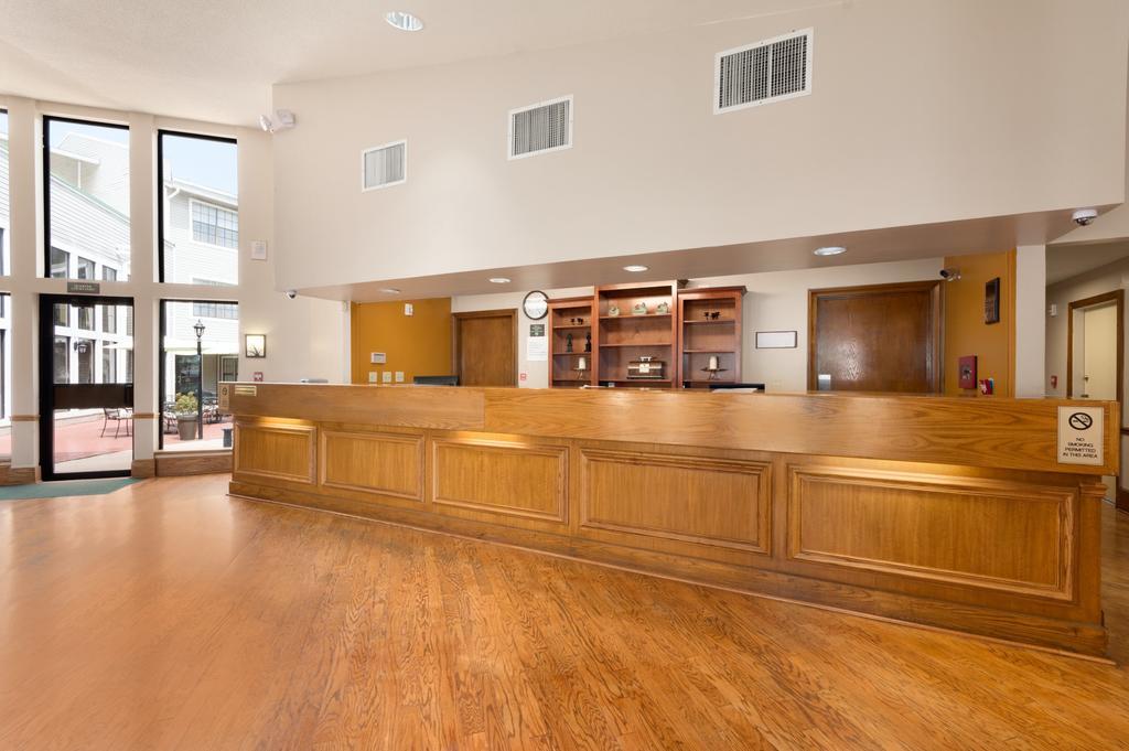 Ramada Huntsville Extérieur photo