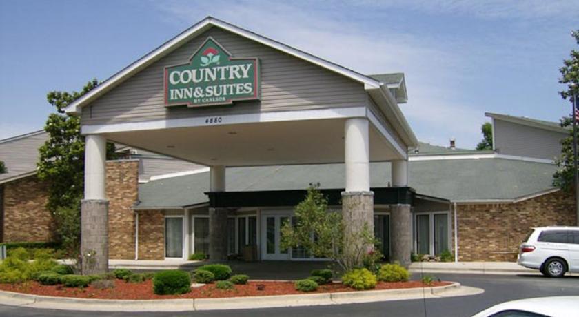 Ramada Huntsville Extérieur photo