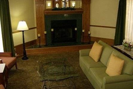 Ramada Huntsville Extérieur photo
